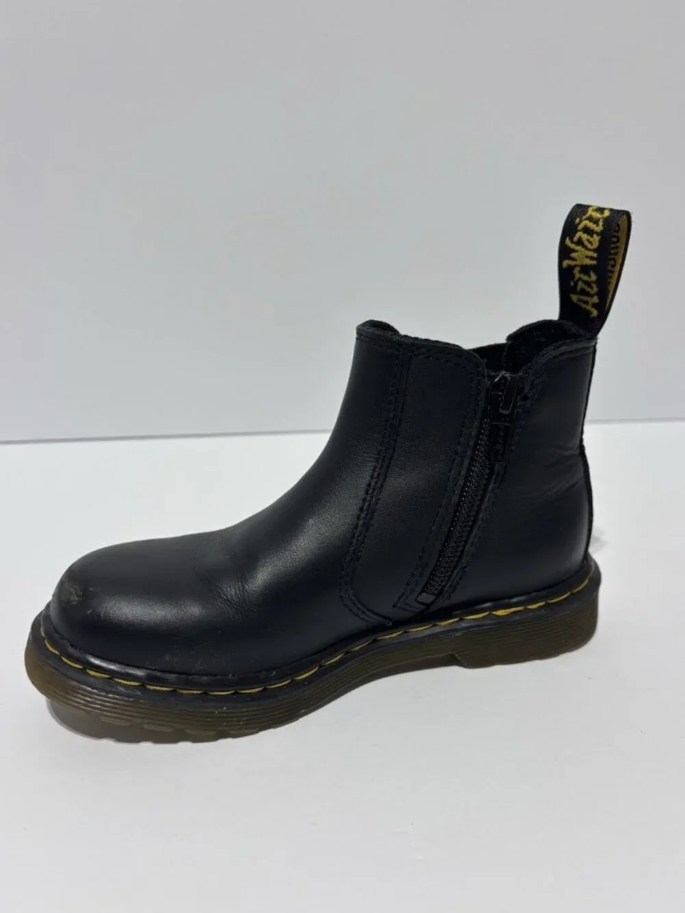 Dr. Martens Little Kids’ Banzai Black Chelsea Boots, Size US 11, UK 10